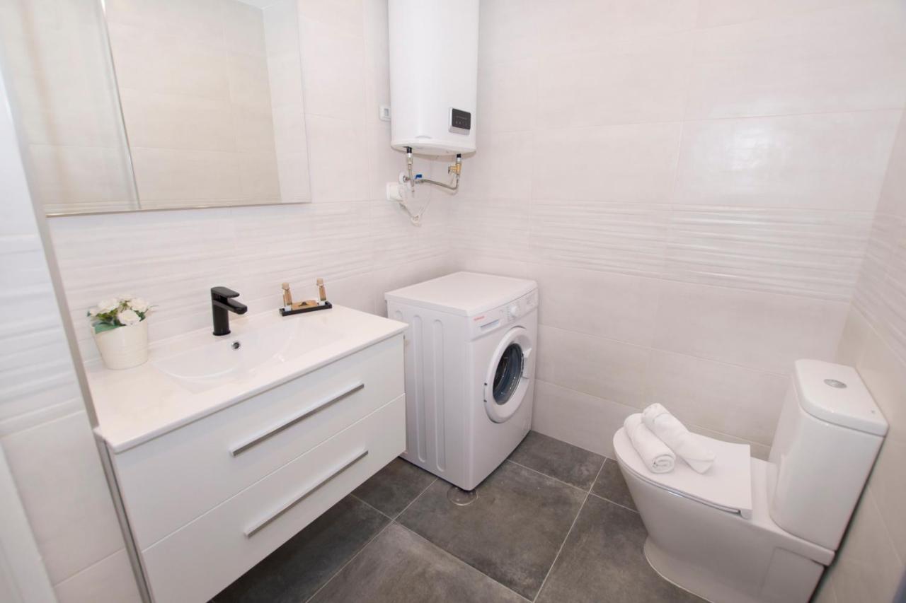 Cosy Apartment Close To Sea, Wifi, Air Cond Calp Dış mekan fotoğraf